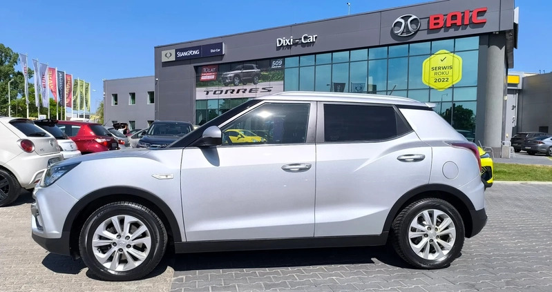 SsangYong Tivoli cena 61900 przebieg: 54000, rok produkcji 2019 z Strzegom małe 301